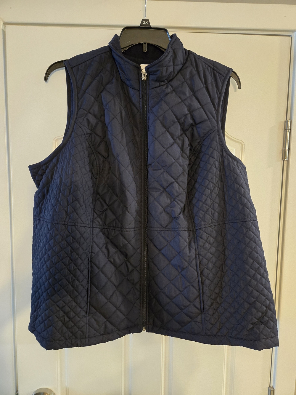 NWOT Croft & Barrow Quilted Navy Sleeveless Vest Jacket